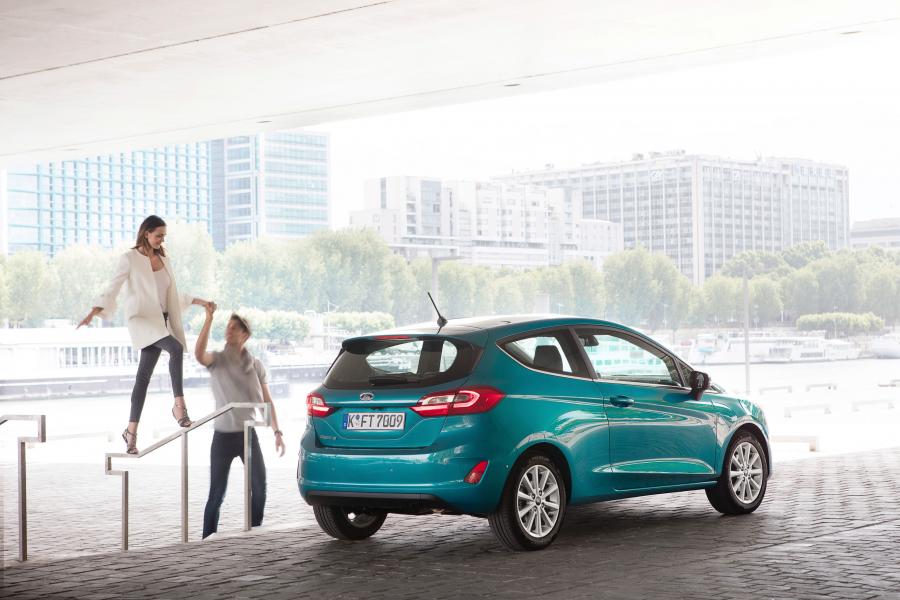  Ford Fiesta 3-Door 2017 года  (WW) (фото 5 из 6)